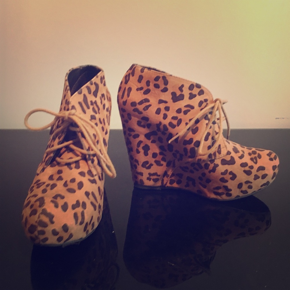 Leopard heels